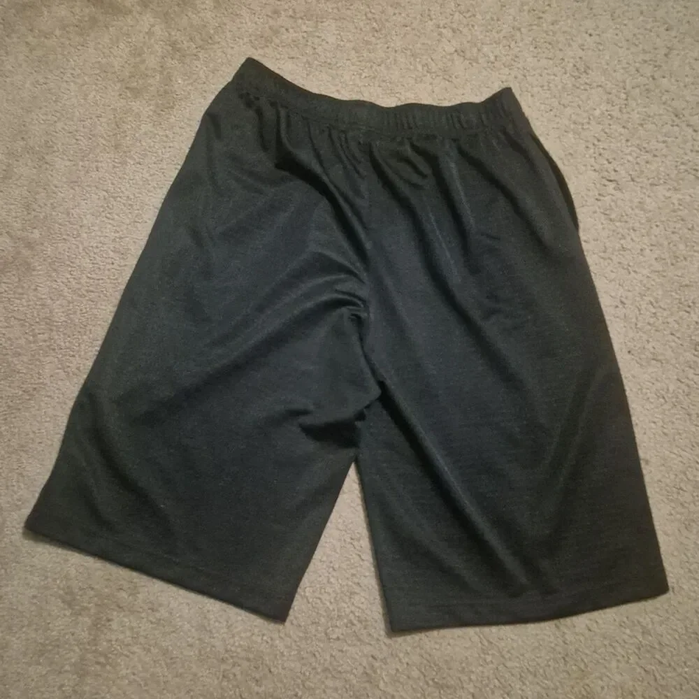 Jordan Basketball Shorts Athletic Gym Jumpman Logo Youth XL Black (13-15 Years)